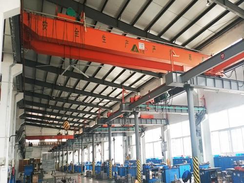 橋式起重機在露天廠房作業的注意事項