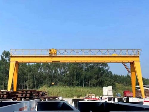 雙梁門式起重機(jī)的主要劣勢 葫蘆龍門吊生產(chǎn)廠家